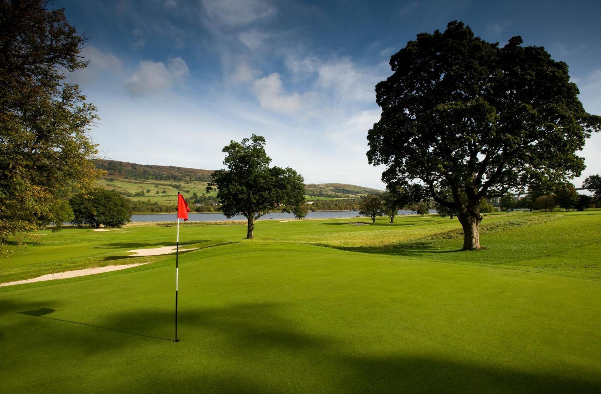 Mar Hall Golf & Spa Resort Bishopton  Extérieur photo The 18th green